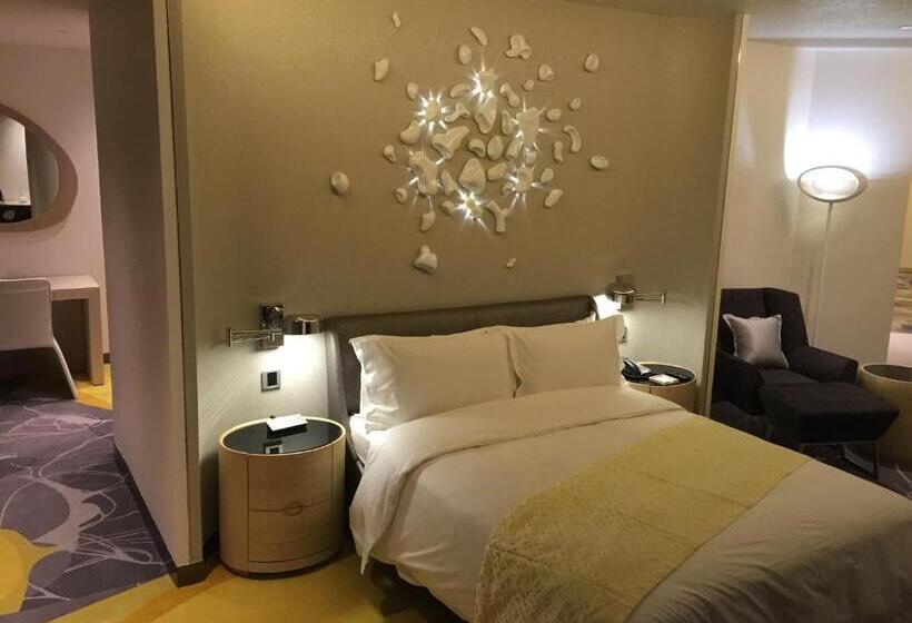 سوییت, Beijing Qianyuan