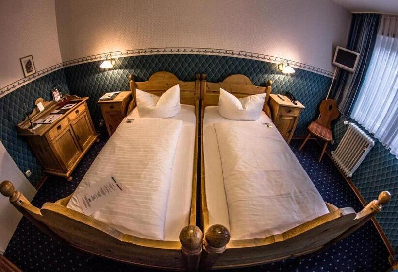 标准单人间, Blaue Ecke