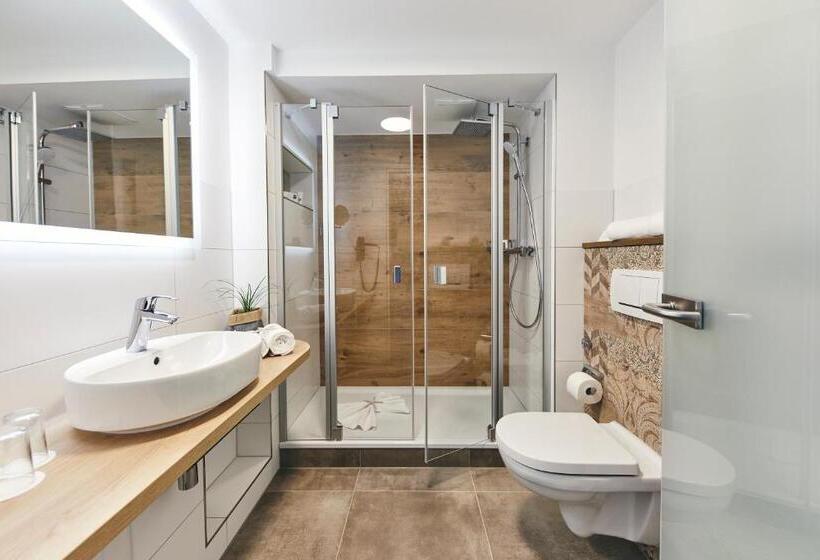 带1个卧室的高级公寓, Dorint Strandresort & Spa Ostseebad Wustrow