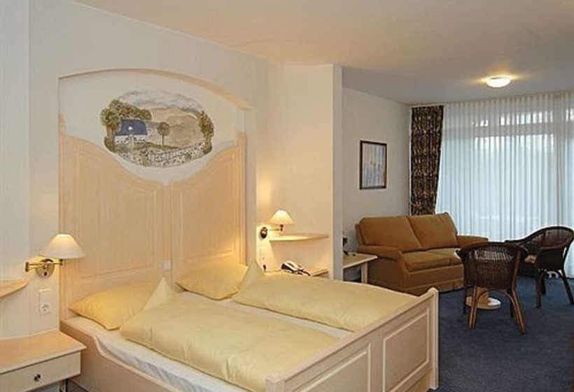 جناح, Emsland Hotel Saller See