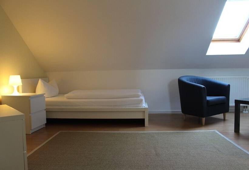 스탠다드 싱글 룸, Ilmtal