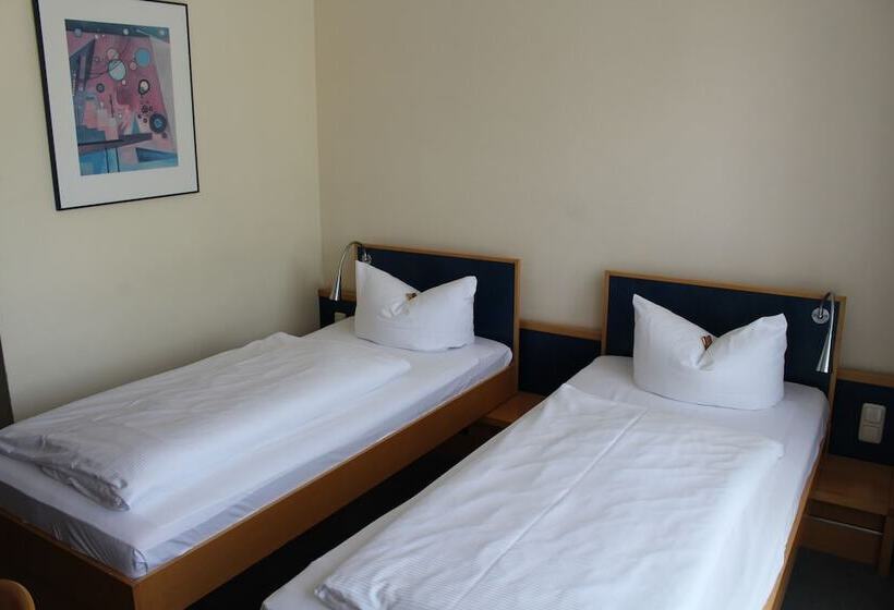 스탠다드 룸, Ilmtal