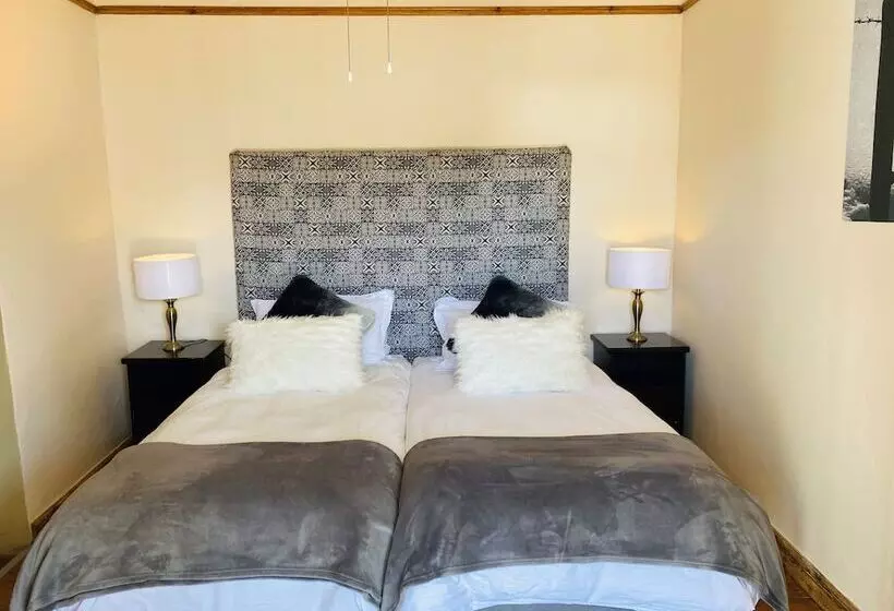 クラシックルーム, Mimosa Lodge