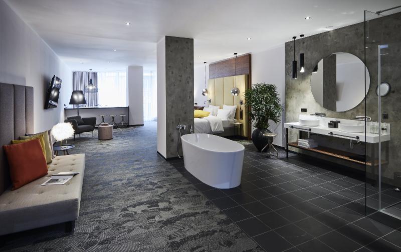 1 Bedroom Apartment River View, Neuer Fritz