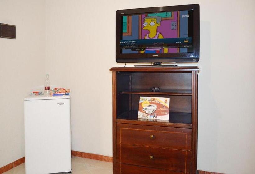 חדר סטנדרט, Plaza Versalles