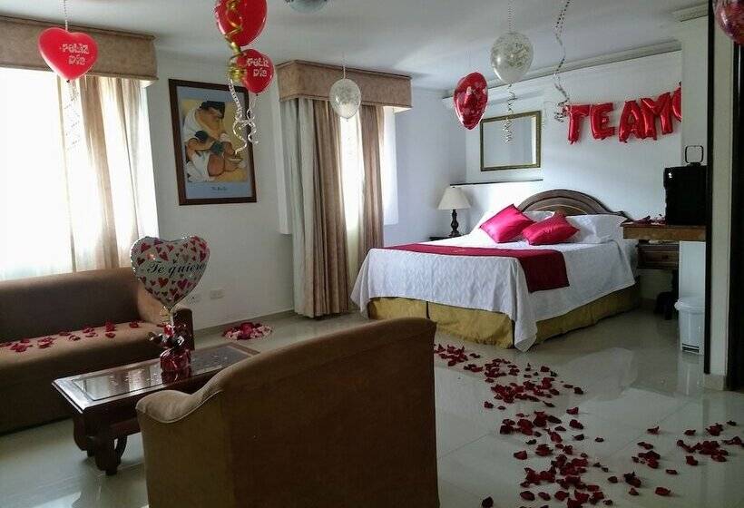 סוויטת ג'וניור, Plaza Versalles