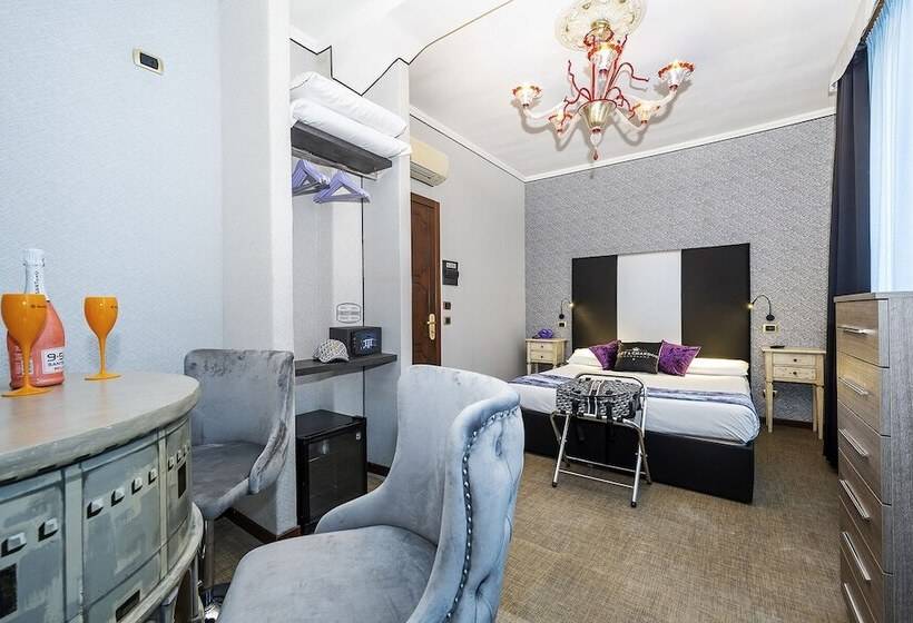 اتاق لوکس با وان آب گرم, Relais Dei Papi