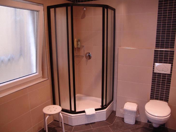 침실 1개 아파트, Sprenz