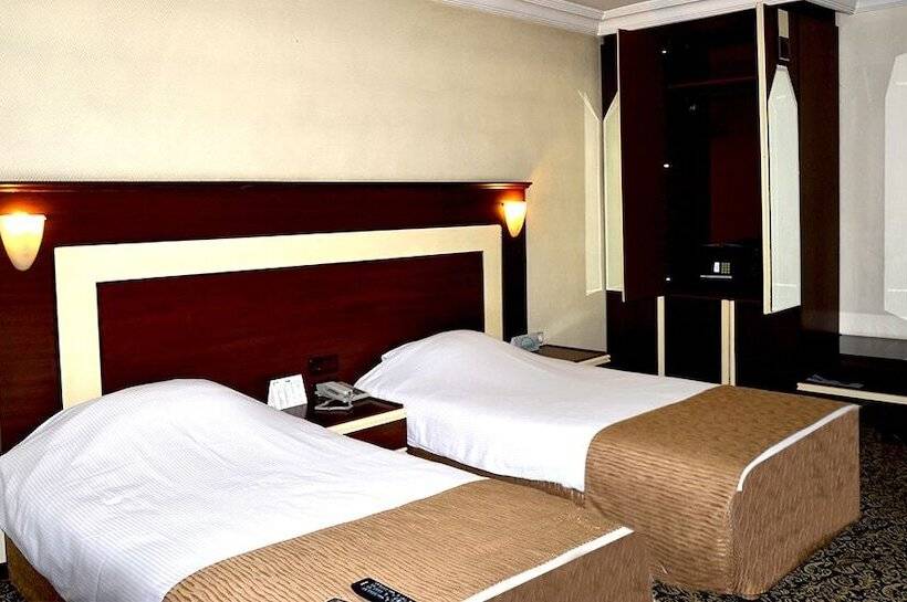 اتاق استاندارد, Tilmen