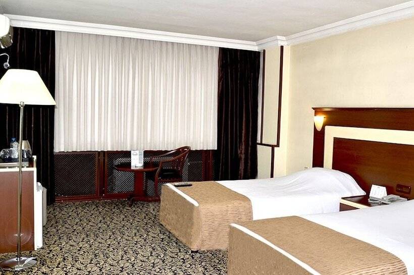 اتاق استاندارد, Tilmen