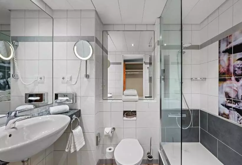 Superior Room, Leonardo Hotel Esslingen