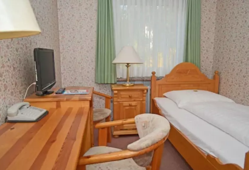 Standard Yhden Hengen Huone, Motel Hamburg