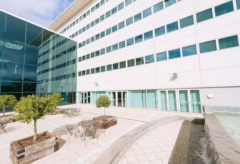 プレミアムルーム, Arora Hotel Gatwick