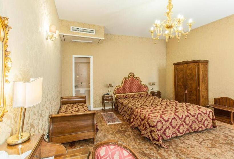 اتاق استاندارد چهار تخته, Locanda Barbarigo