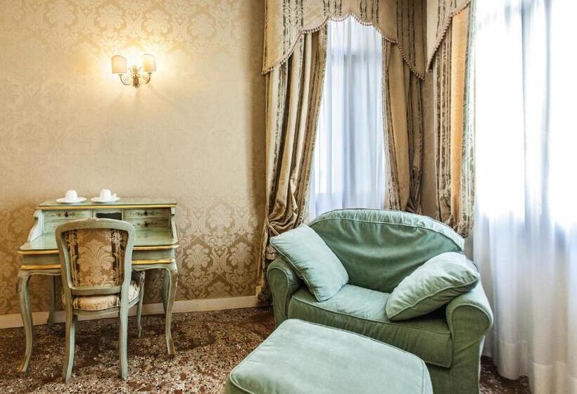 اتاق سوپریور, Locanda Barbarigo