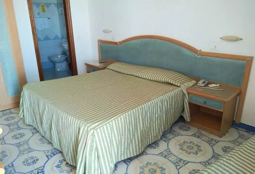 スタンダード4人部屋, Casthotels Tramonto D Oro Terme