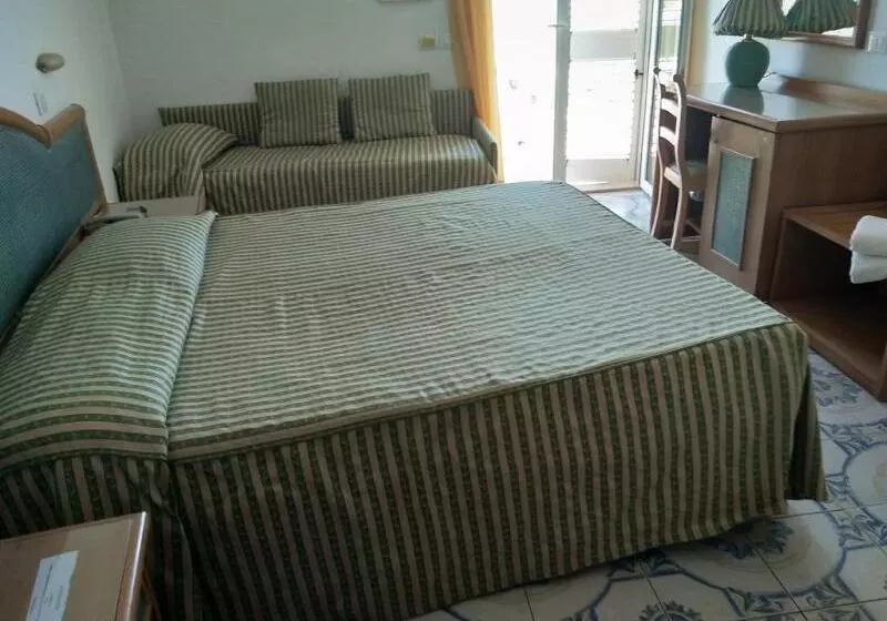 スタンダード4人部屋, Casthotels Tramonto D Oro Terme