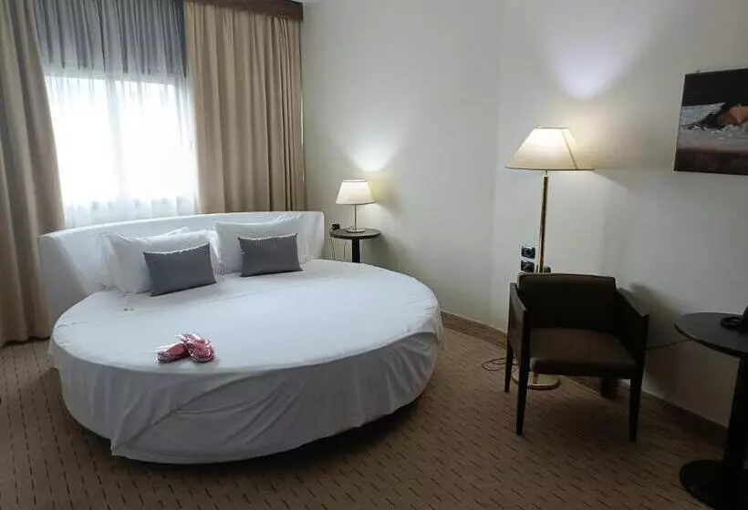 デラックスジュニアスイート, Green Hotel Ninfa