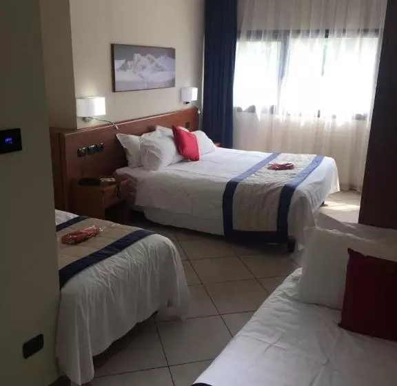 スタンダード４人部屋, Green Hotel Ninfa