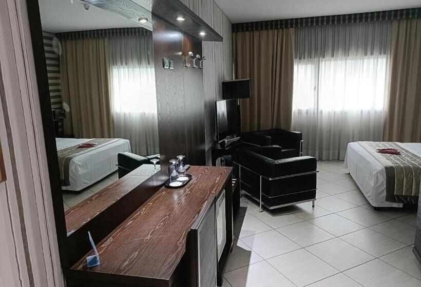 جناح مزود بجاكوزى, Green Hotel Ninfa