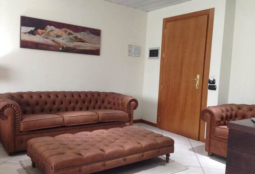 غرفة سوبيريور, Green Hotel Ninfa