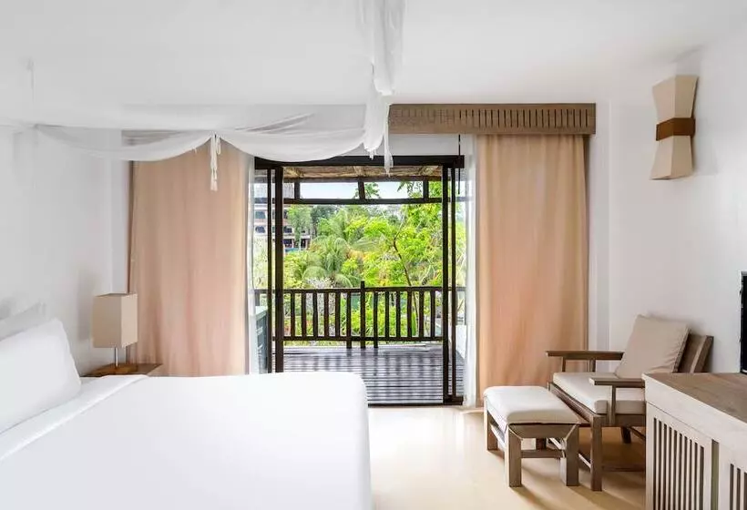 اتاق لوکس, Aana Resort & Spa