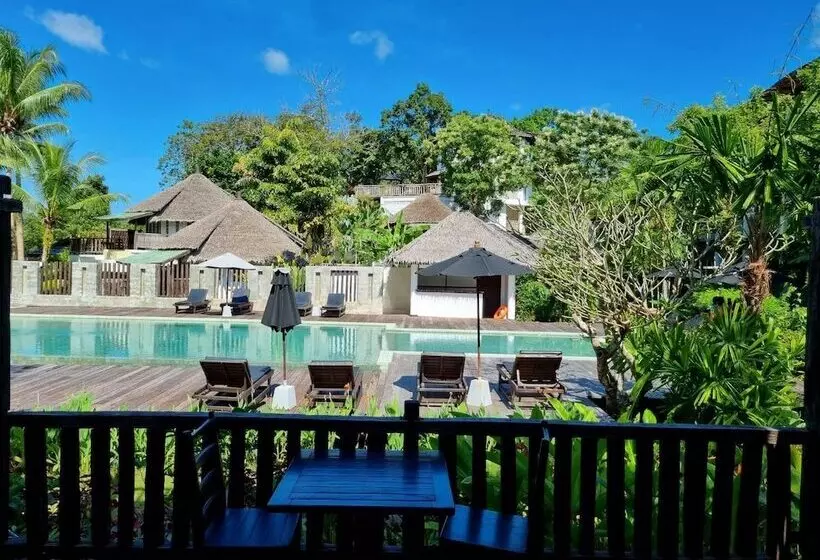 اتاق لوکس, Aana Resort & Spa