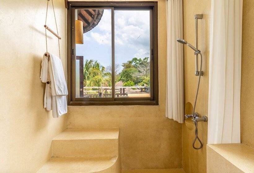 带观景的标准间, Aana Resort & Spa