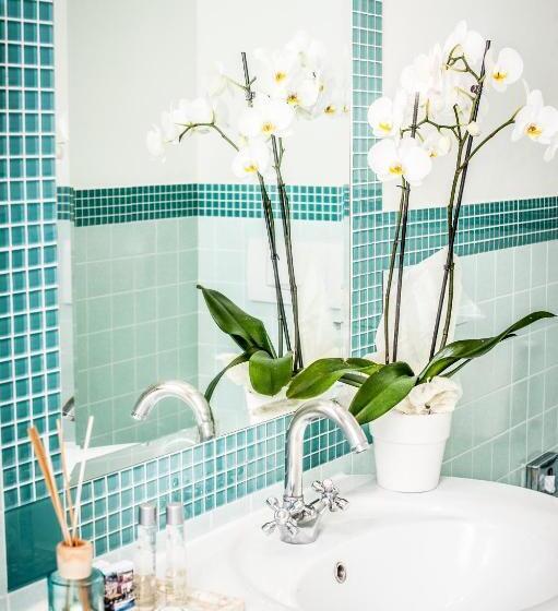 Superior room with lake view, Bellagio