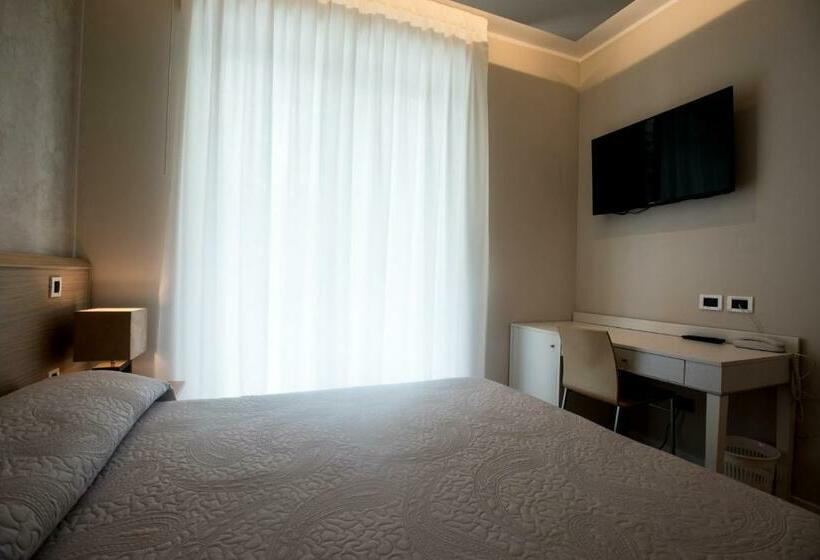 חדר סופריור לשלושה, Eurovil Garni