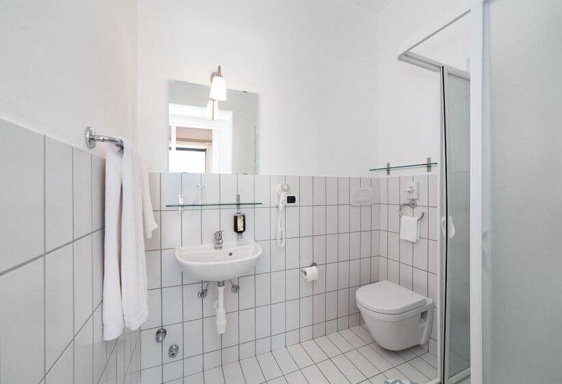 바다 전망 이코노미 룸, Kalura