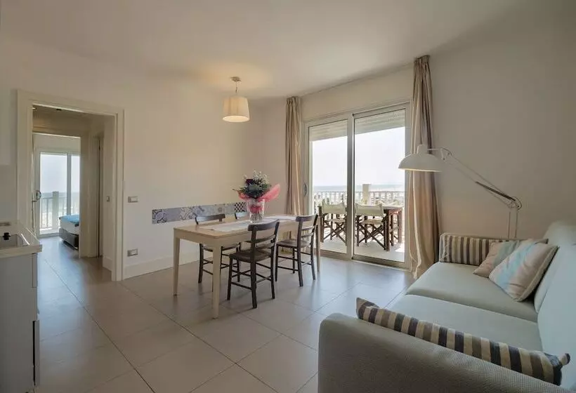 سوییت با چشم‌انداز دریا, Le Rose Suite