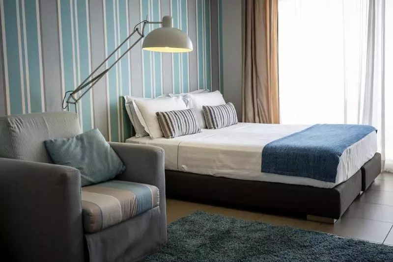 اتاق سوپریور, Le Rose Suite