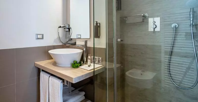 اتاق راحتی, Le Rose Suite