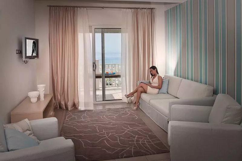سوییت اجرایی, Le Rose Suite