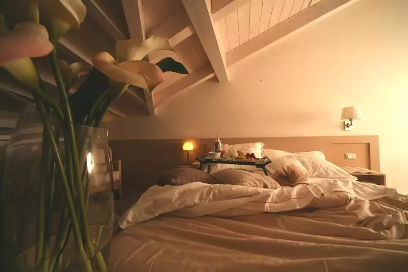 سوییت اجرایی, Le Rose Suite