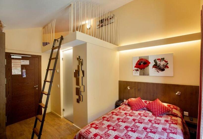 标准三人间, L’Ermita B&B