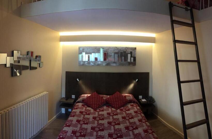 四人标准间, L’Ermita B&B