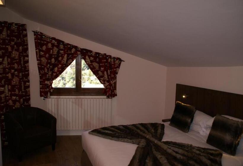 四人高级间, L’Ermita B&B