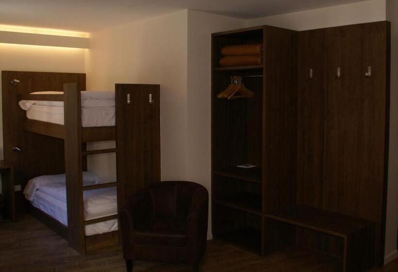 四人高级间, L’Ermita B&B