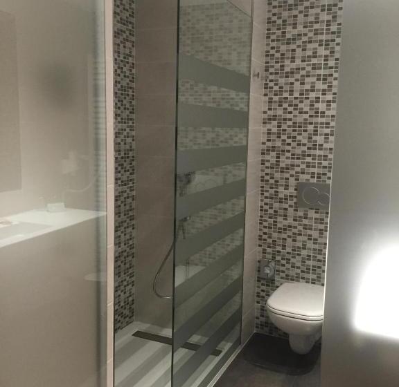 标准间, L’Ermita B&B