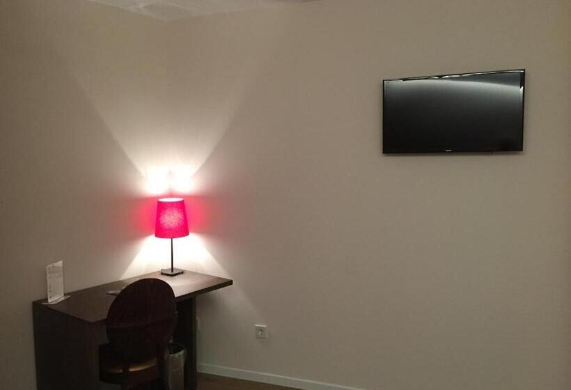 标准间, L’Ermita B&B