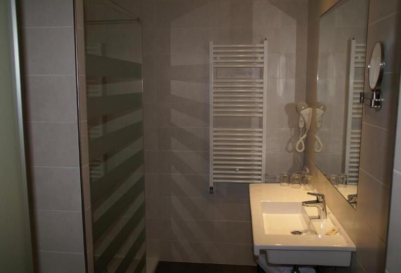 家庭间, L’Ermita B&B