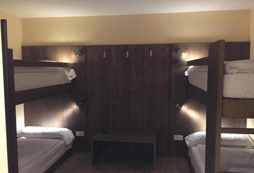 家庭间, L’Ermita B&B