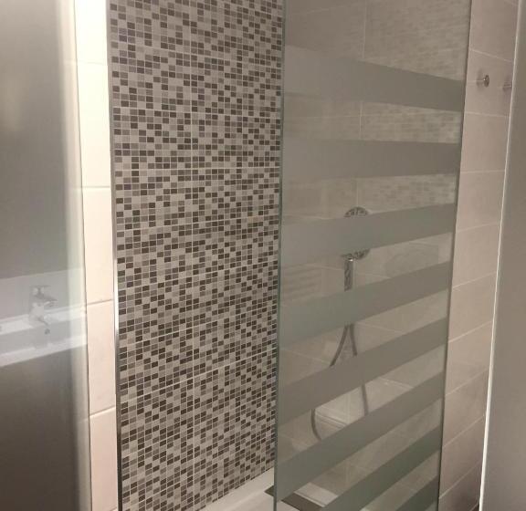 标准间, L’Ermita B&B