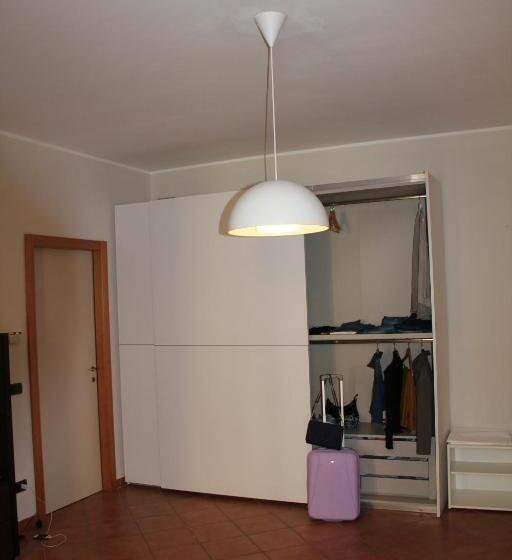 Dört Kişilik Standart Oda, Lizard