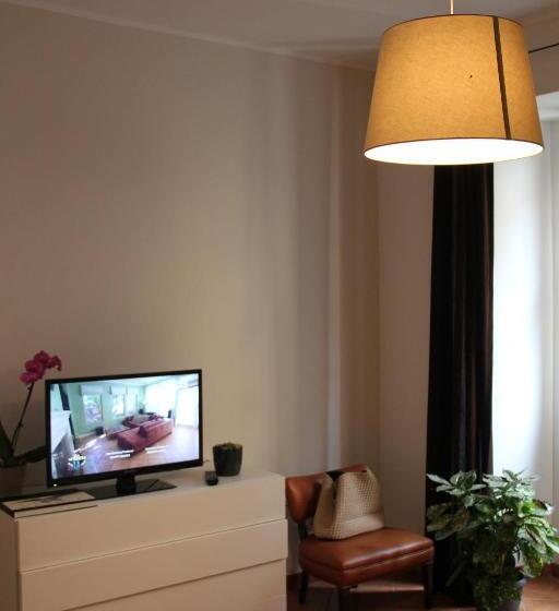 Dört Kişilik Standart Oda, Lizard