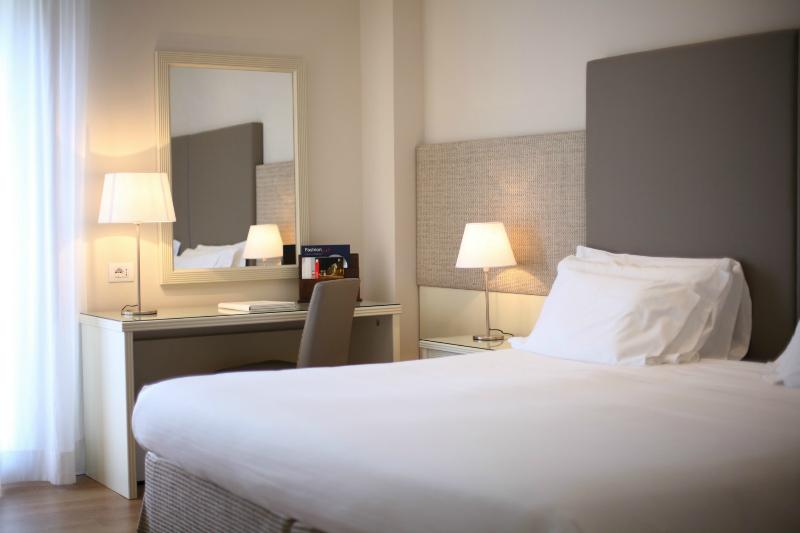 اتاق سوپریور, National