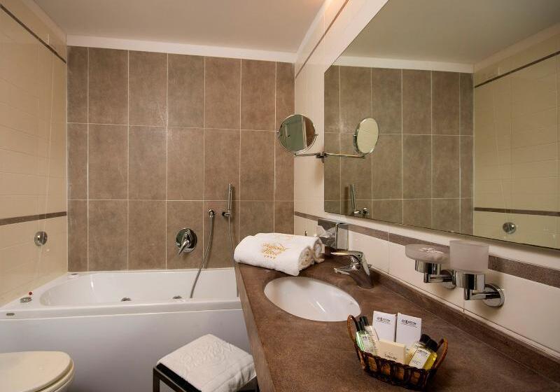 سوییت, National