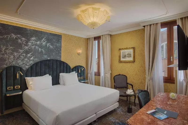 اتاق سوپریور, NH Venezia Santa Lucia